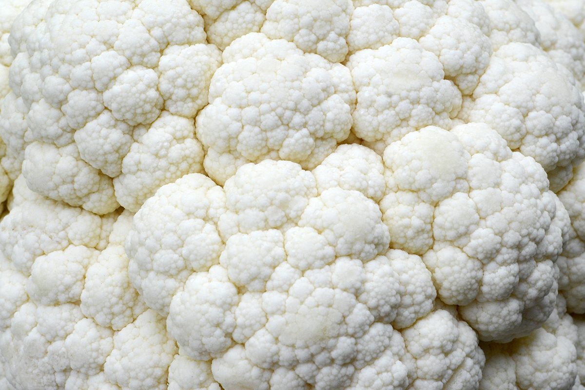 The 50 Best Foods For Your Heart Cauliflower Gettyimages 905778144