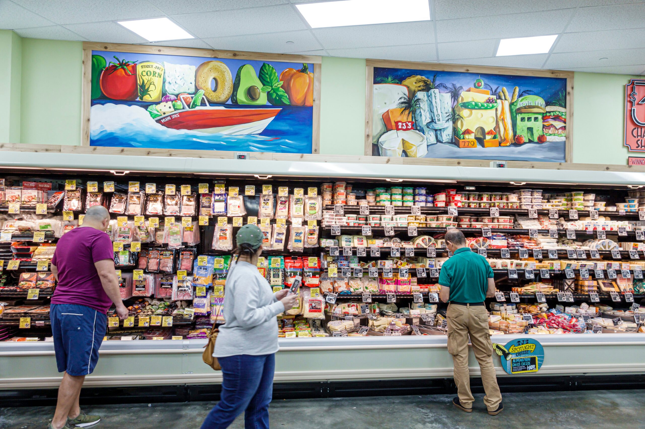 A Favorite Grocery Store Just Recalled Cheese in 2 States
